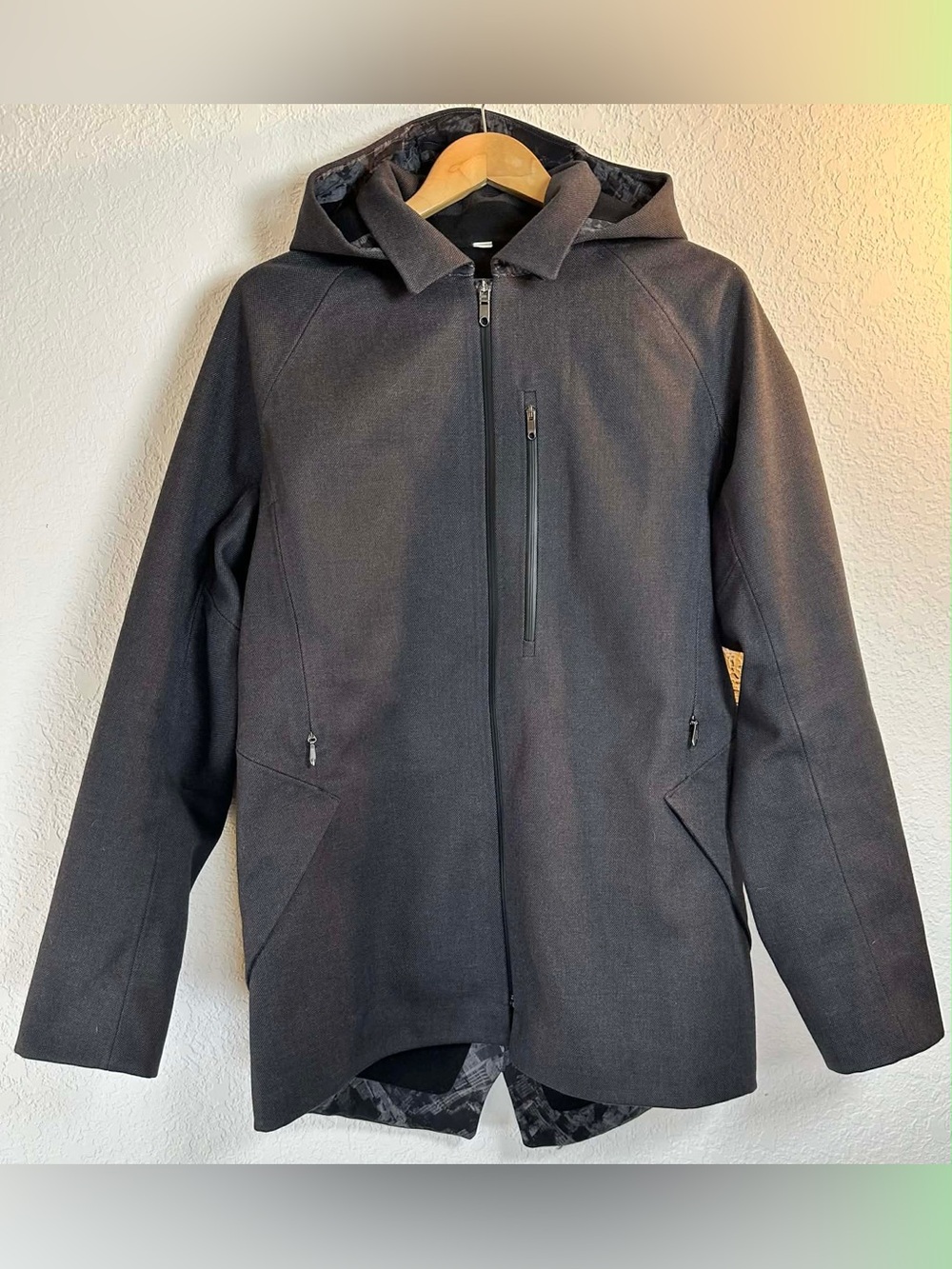Lululemon Return Of The Mac Jacket - Picture 4 of 8
